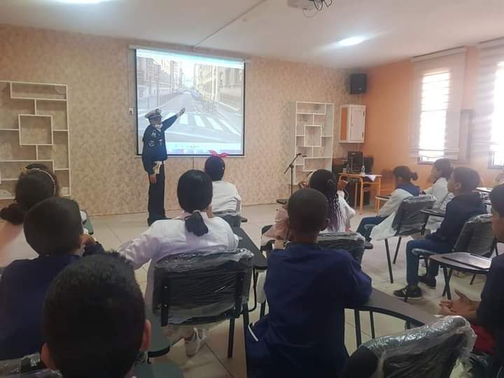 شرطة المرور بالعيون